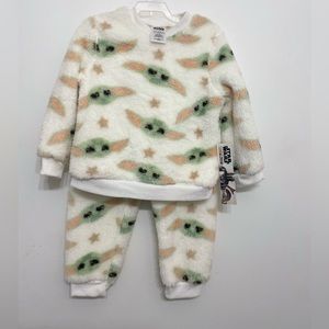 Cute two-piece Star Wars 3T